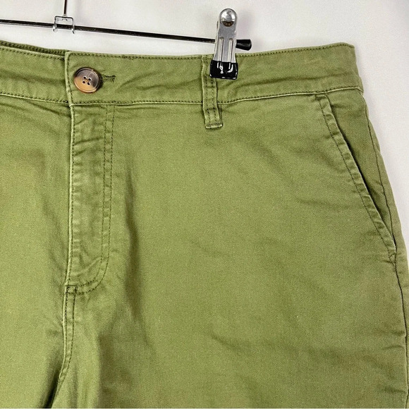 DIP Moss Green Flat Front Chino Shorts 16 - Picture 3 of 4